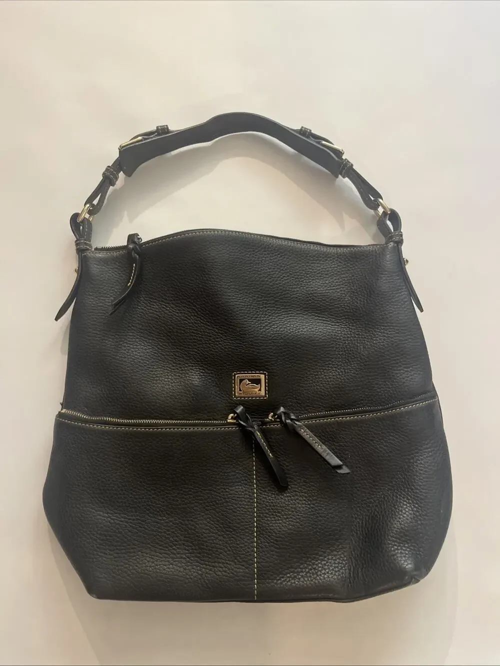 EUC Dooney & Bourke Dillen Black Pebble Leather Hobo Shoulder Bag 2 Pocket Sac